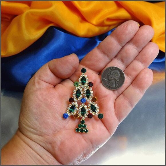 1980s Vintage Eisenberg Ice Swarovski Crystal Christmas Tree Pin 16939 - Picture 5 of 6